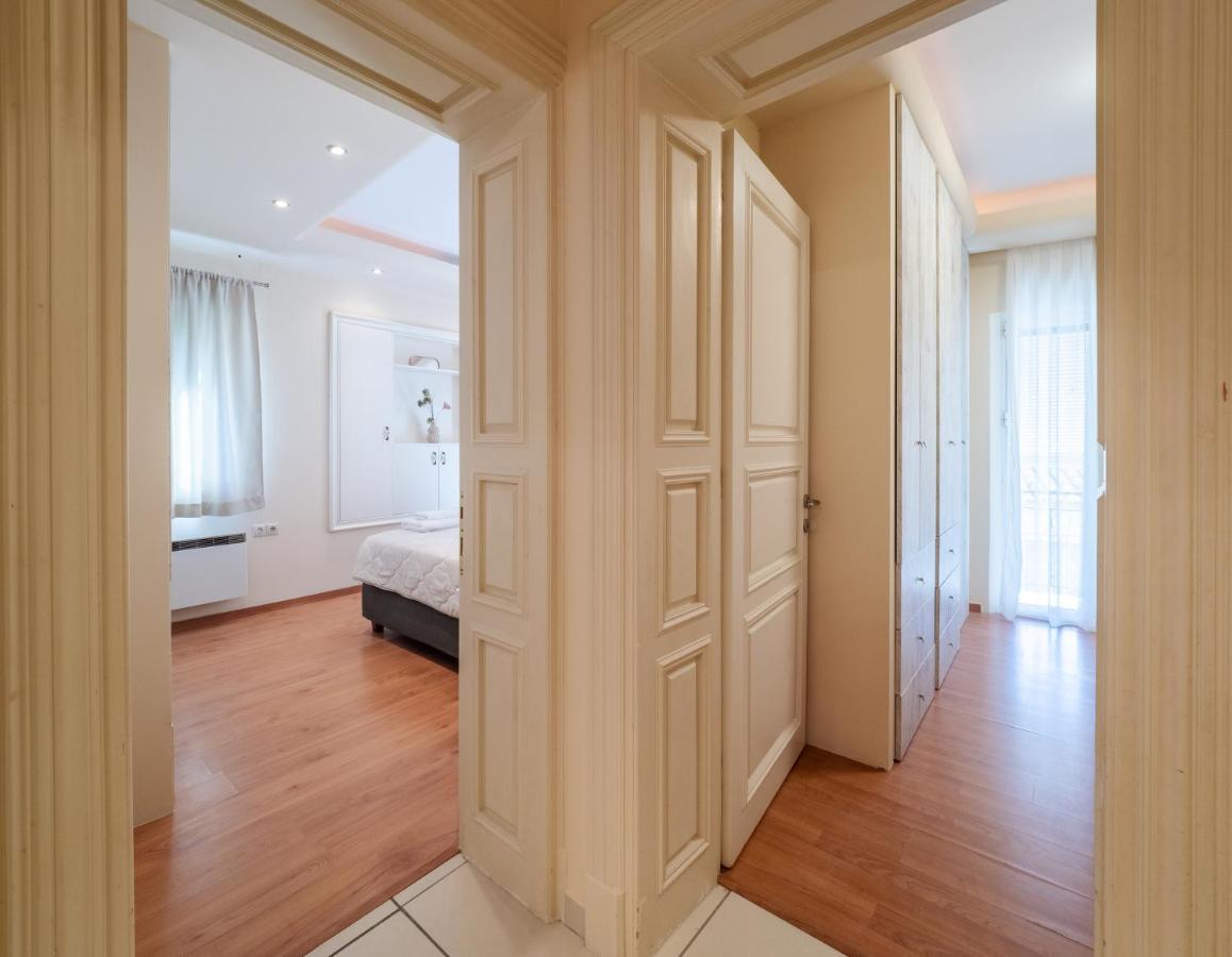 Aura Elegant Apartment Near Garitsa Bay Análipsis Eksteriør billede