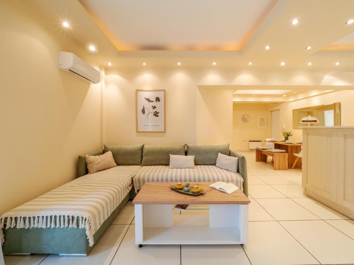 Aura Elegant Apartment Near Garitsa Bay Análipsis Eksteriør billede