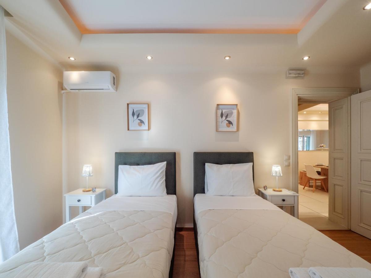 Aura Elegant Apartment Near Garitsa Bay Análipsis Eksteriør billede